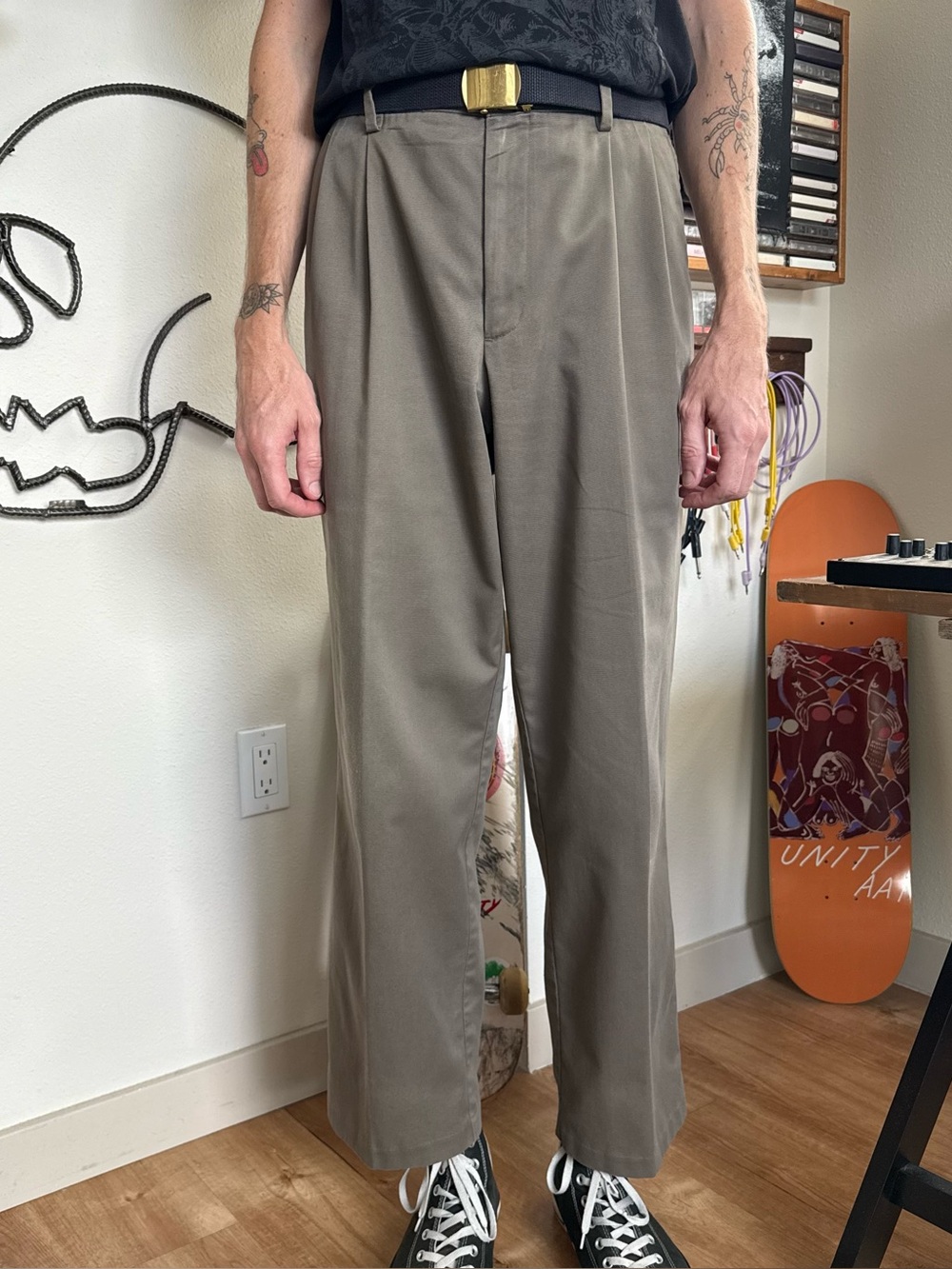 Vintage 2000s Taupe High Waisted Pleated Trousers Dockers ~ 34 X 31